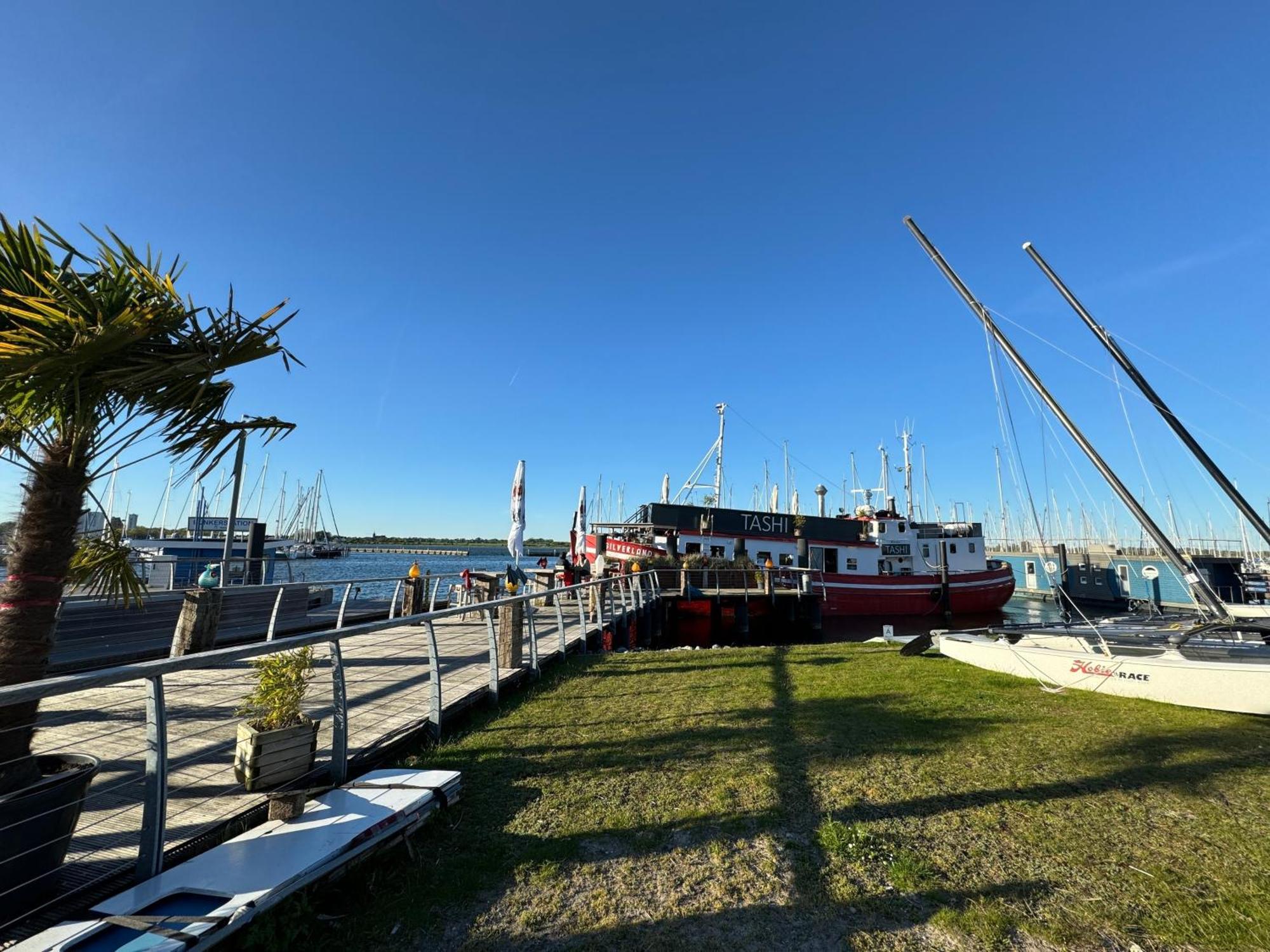 Hausboot Bali Fehmarn Exterior foto